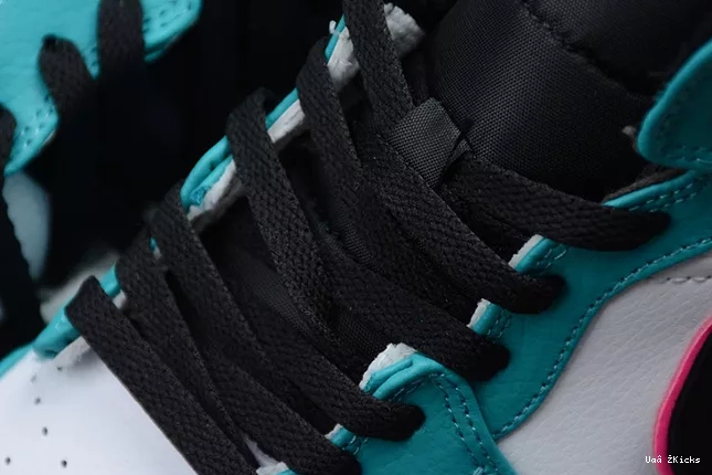 3504 Jordan Air South Minimalist Mid 272 1 852542- Beach 0825